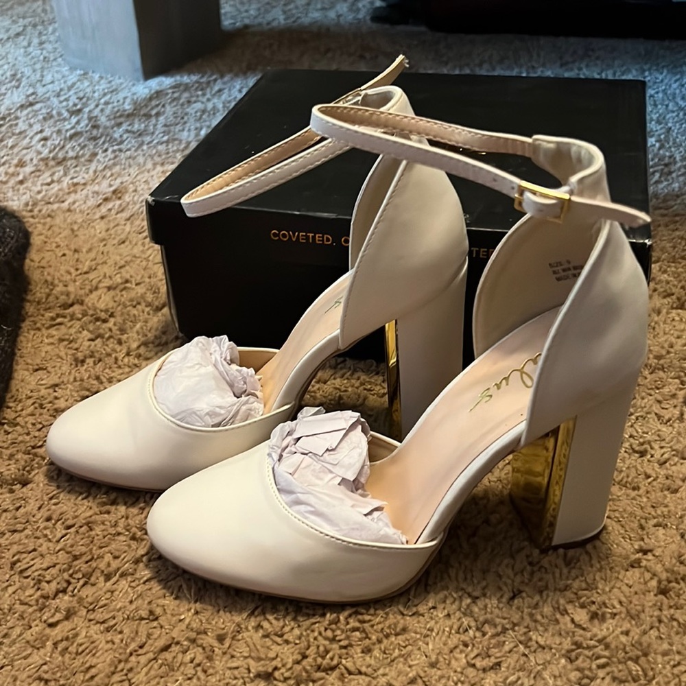 Lulus off white heels